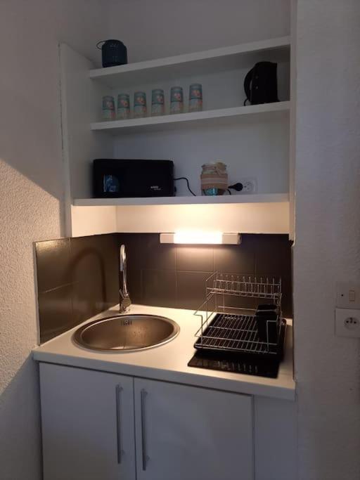 Location Dans Residence Calme, Proche Mer Cavalaire-sur-Mer Exterior photo